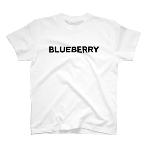 BLUEBERRY-ブルーベリー- Sans-Serif黒ロゴ Regular Fit T-Shirt