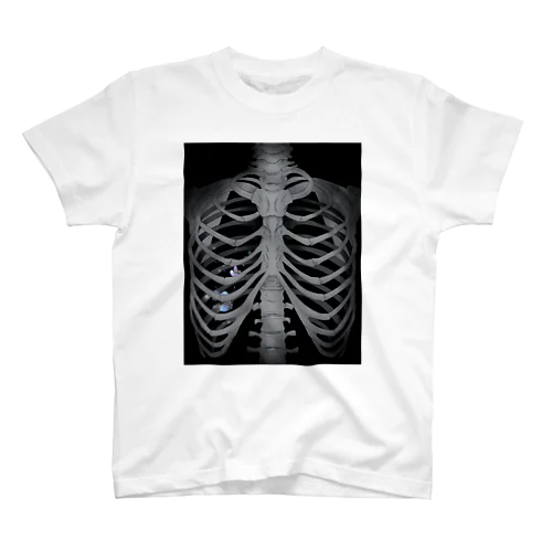 肋骨と蝶 Tシャツ Regular Fit T-Shirt