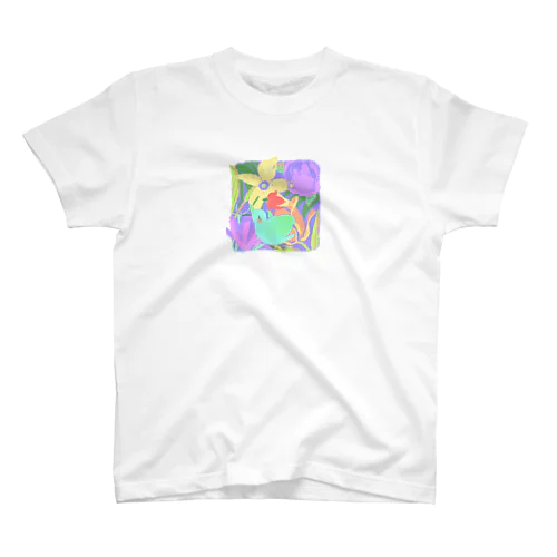 花と遊ぶ鳥 Regular Fit T-Shirt