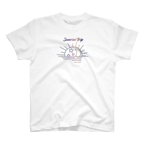 Sunrise Trip  ロゴTシャツ Regular Fit T-Shirt