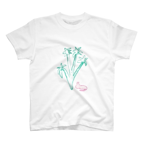 cat and plants Regular Fit T-Shirt