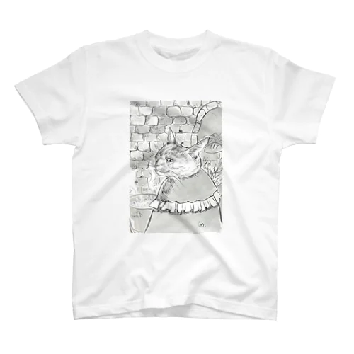 猫の魔女の料理 Regular Fit T-Shirt