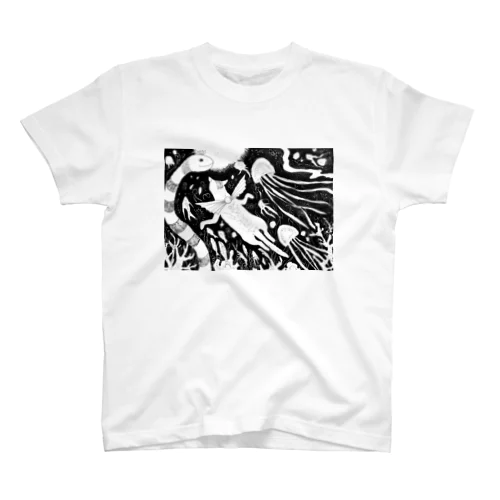 猫の国の海で Regular Fit T-Shirt