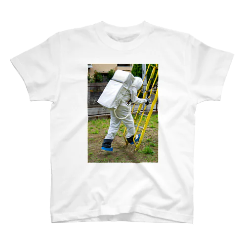 地球面着陸 Regular Fit T-Shirt
