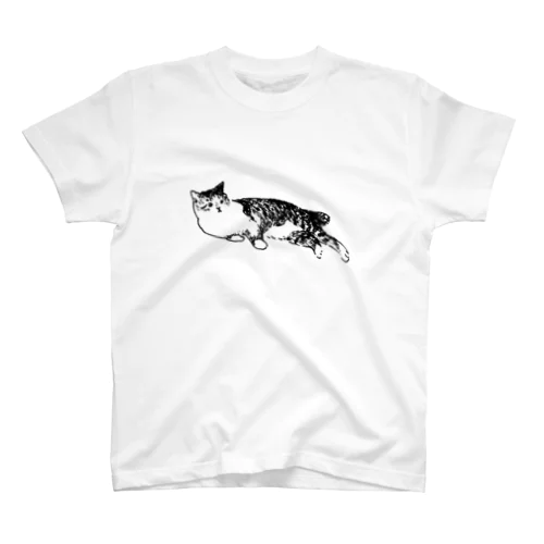 のびるねこ Regular Fit T-Shirt