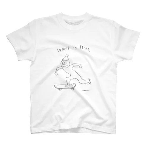 World is mine Regular Fit T-Shirt