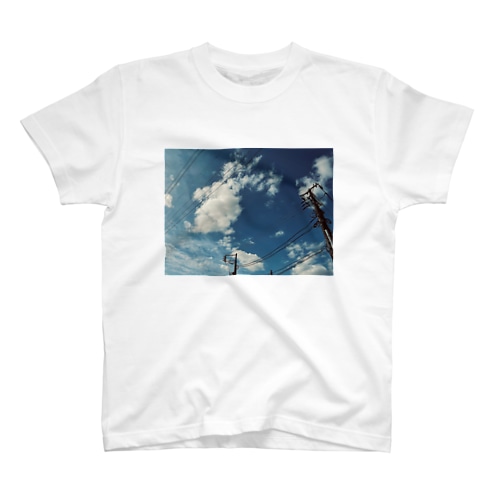 秋空 Regular Fit T-Shirt