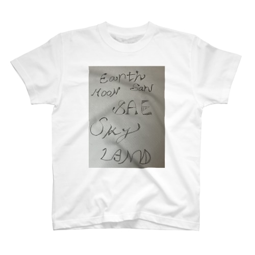 アース Regular Fit T-Shirt