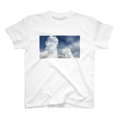 ベランダから見る夏空 Regular Fit T-Shirt