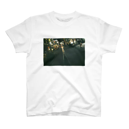 CITY// Regular Fit T-Shirt