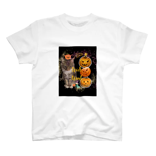 大きな子猫のハッピーハロウィン Regular Fit T-Shirt