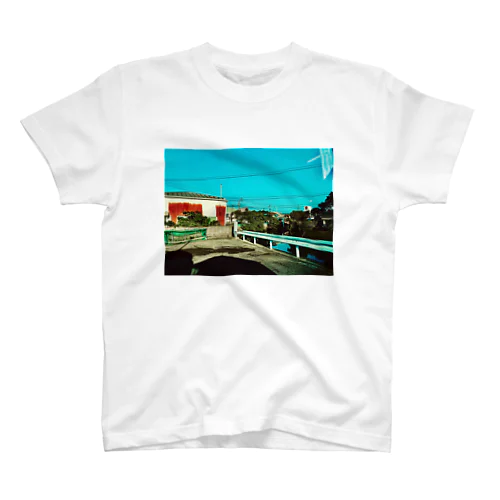 赤錆のある風景 Regular Fit T-Shirt