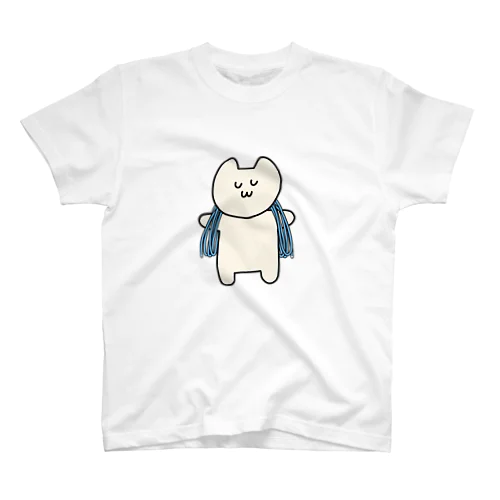 ロープを肩にかけた猫ちゃん Regular Fit T-Shirt