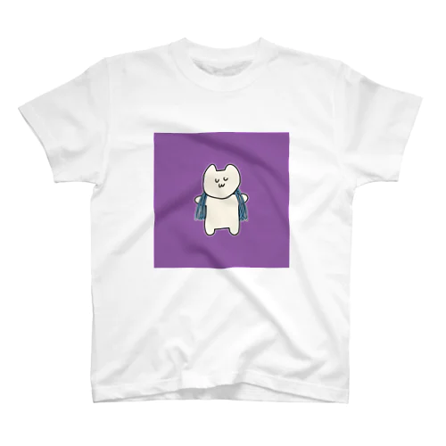 肩にロープをかけた猫ちゃん（紫）Tシャツ スタンダードTシャツ