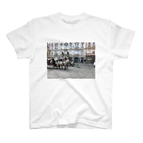 馬車のある風景 スタンダードTシャツ