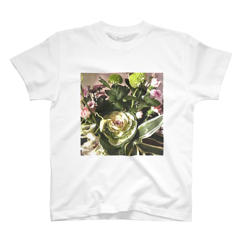 葉牡丹 / The flowering kale Regular Fit T-Shirt