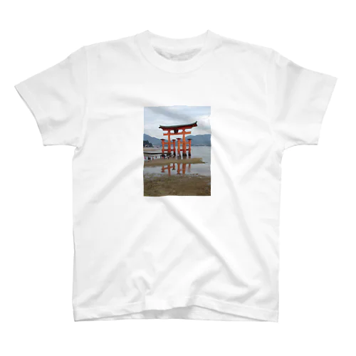 厳島神社 Regular Fit T-Shirt