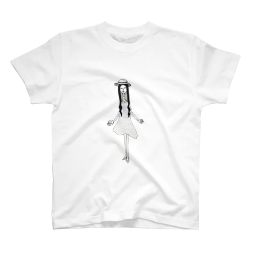 八尺様 Regular Fit T-Shirt