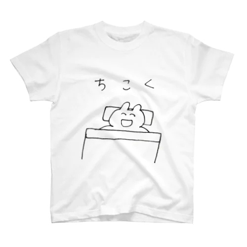 ちこくうさぎ Regular Fit T-Shirt