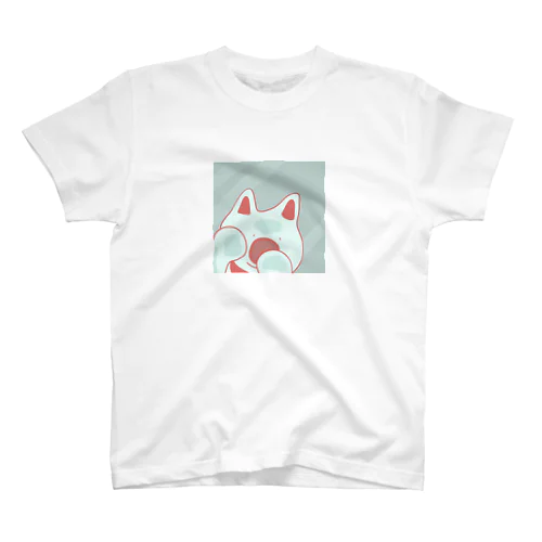 のぞいている犬 スタンダードTシャツ