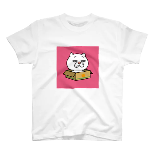 ウザ～～い猫　段ボール Regular Fit T-Shirt