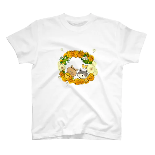 子猫とスプリングリース Regular Fit T-Shirt