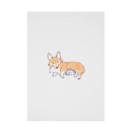 オリジナル　犬に温めてもらうハリネズミのソフィー。 Stickable Poster