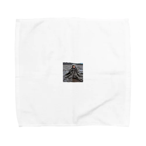 泥遊びをする子ども Towel Handkerchief