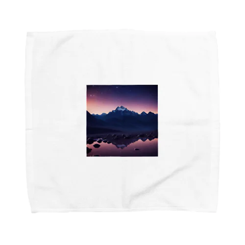 星明かりに包まれた夜の山々 Towel Handkerchief