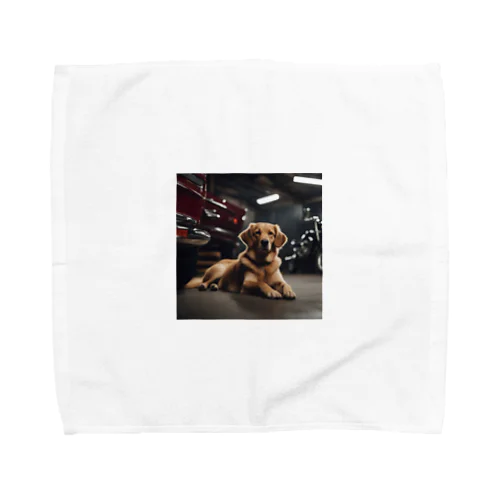 ガレージにいる犬 Towel Handkerchief