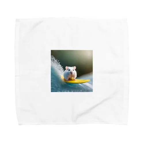 サーフィンをする白いハムスター Towel Handkerchief