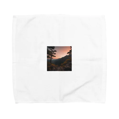 夕陽が山々にそそぐ美しい光 Towel Handkerchief