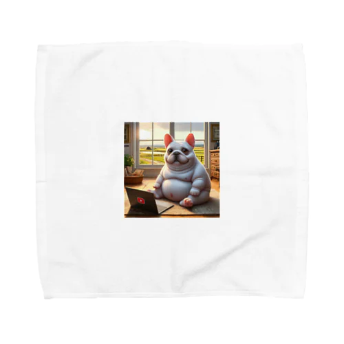 ぽっちゃりになっちゃったピエール Towel Handkerchief