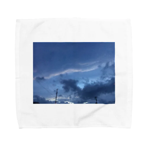 とある日の空（iPhone7用） Towel Handkerchief