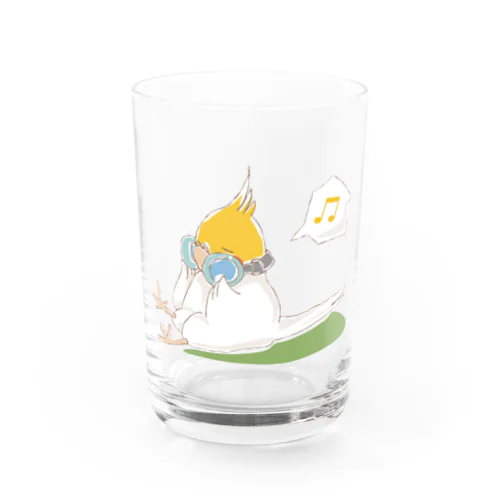 ほっぺで音楽を聴くオカメインコ。 Water Glass