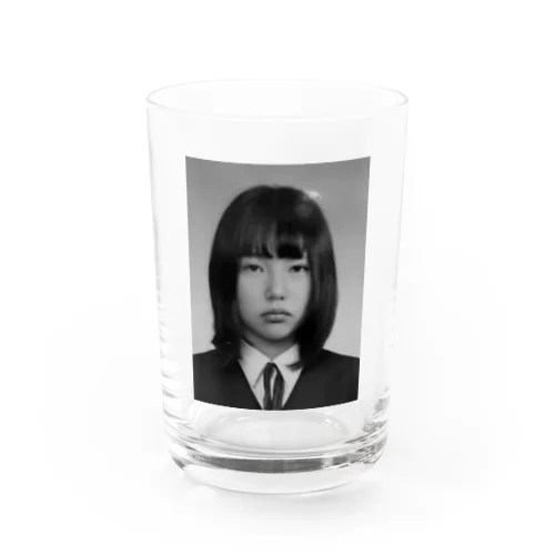 高校入試の受験票に貼ってあった証明写真 Water Glass