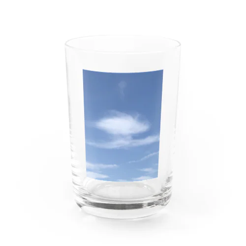 不思議な形の雲02 Water Glass