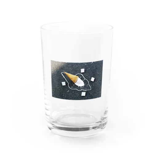 サスペンスソフトクリーム Water Glass
