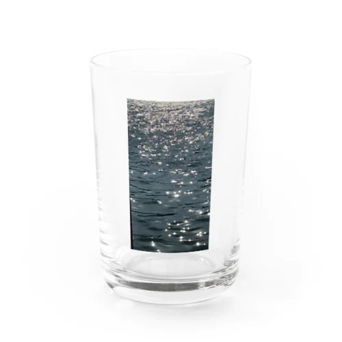 キラキラ光る海 Water Glass