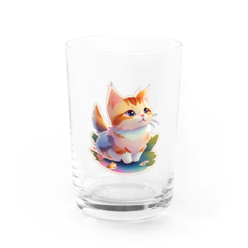 愛くるしい表情で見上げるキュートなネコちゃん Water Glass