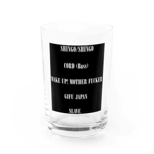 B 白字/黒背景 Water Glass