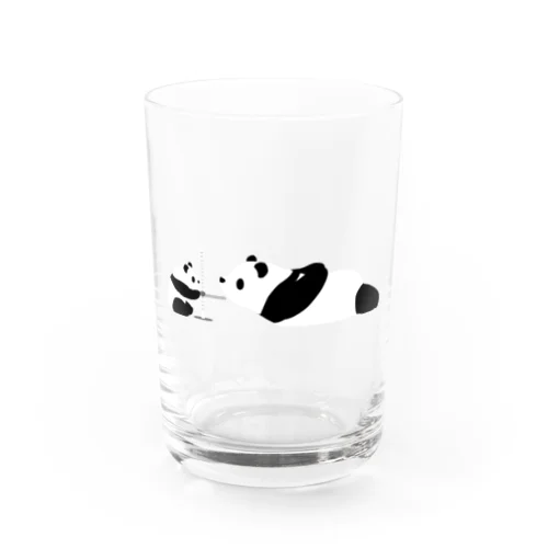 上体を反らす Water Glass