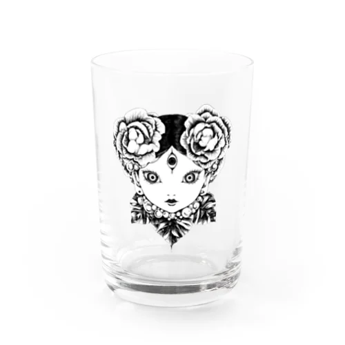 多眼少女 Water Glass