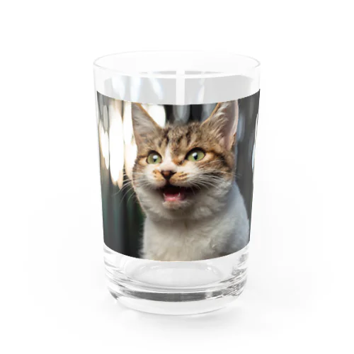 森の中で子猫がニャーン♪ Water Glass