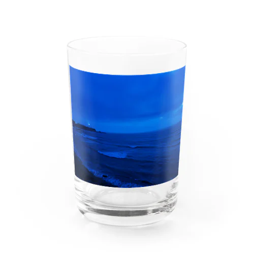 夜明け前の海と灯台 Water Glass