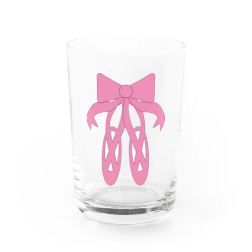 ピンクのバレエシューズ グラス