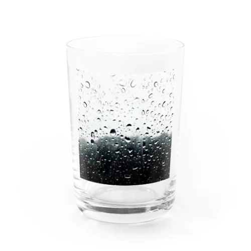 雨 Water Glass