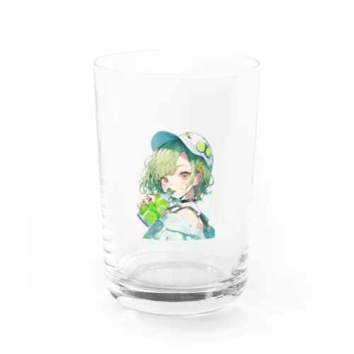 片手に飲み物を持つ少女 Water Glass