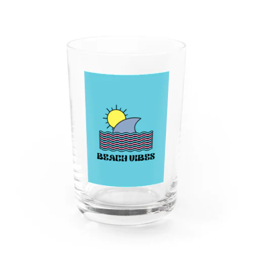 white beach vibesデザイン Water Glass