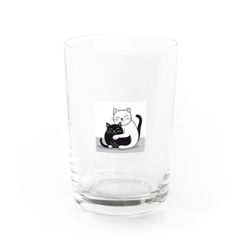 抱き合う猫 Water Glass